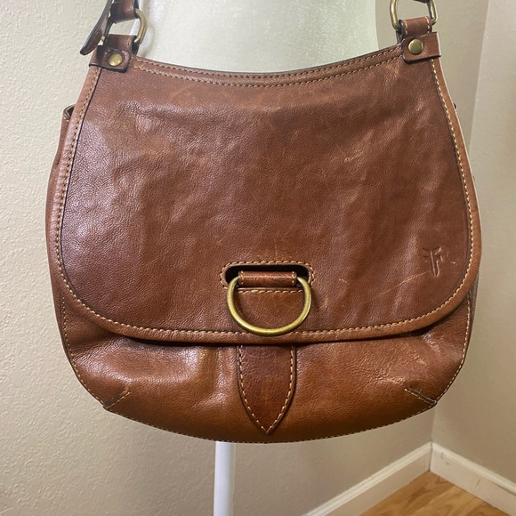 Frye Lucy leather crossbody saddle style bag - Picture 6 of 11
